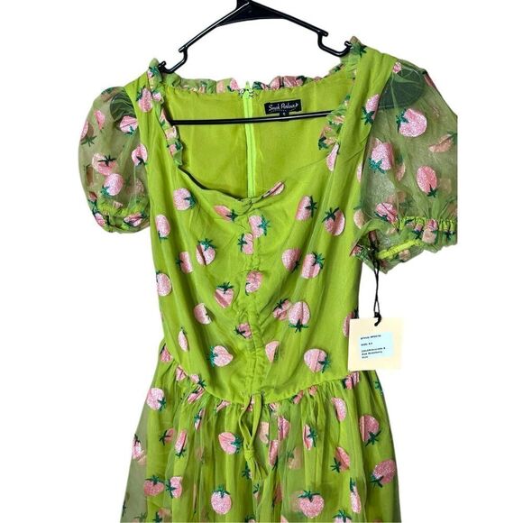 Unique Vintage Smak Parlour Avocado & Pink Strawberry Print Woodstock Flare Dres - Picture 2 of 9